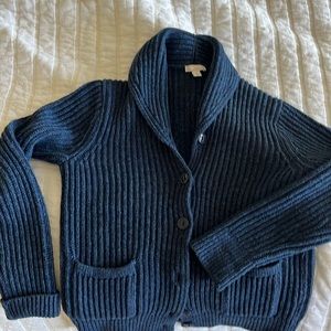 Gap collared sweater with button closure